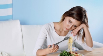 Vitamin eksiklikleri depresyona sebep olur mu? Depresyona iyi gelen vitamin takviyeleri nelerdir? Vitamin eksikliği ve depresyon ilişkisi