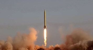 Vladimir Putin duyurdu: Balistik füzeler yola çıkıyor!