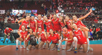 Voleybolda hedef galibiyet: Türkiye Hırvatistan maçı hangi kanalda yayınlanacak, ne zaman oynanacak?