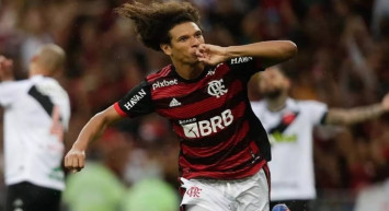 Willian Arao kimdir, nereli ve kaç yaşında? Willian Arao hangi mevkilerde oynuyor? Fenerbahçe’nin yeni transferi Willian Arao hakkında bilgiler