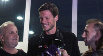 Wout Weghorst: Taraftarların uzun bir süredir beni beklediğini biliyorum. Burada olmak çok güzel