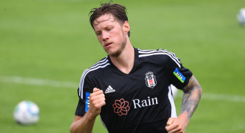 Wout Weghorst’un satın alma opsiyonu var mı? Beşiktaş kiralık olarak kadrosuna kattığı Wout Weghorst’un satın alma opsiyonunu açıkladı