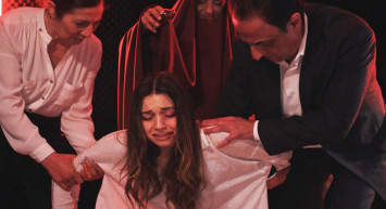 Yalı Çapkını hayranları en çok bu soruyu araştırıyor: Yalı Çapkını dizisi bugün var mı, yeni bölüm ne zaman?