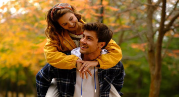 Yalnız Kalpler dizisi ne zaman başlayacak? Yalnız Kalpler yayın tarihi belli oldu mu? Yalnız Kalpler dizi konusu ve oyuncuları