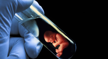 Yapay zeka, tüp bebek konusunu gündemine alarak çiftlere umut ışığı oldu!