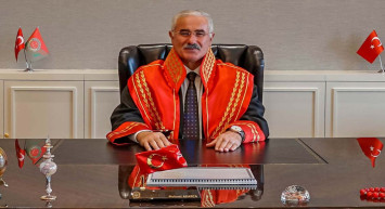 Yargıtay Başkanı Mehmet Akarca kimdir?