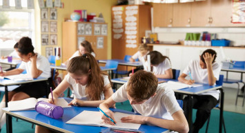 Yaz tatili kısalacak mı 2024? Okullarda ara tatil kalkıyor mu? MEB’den tatil kararı