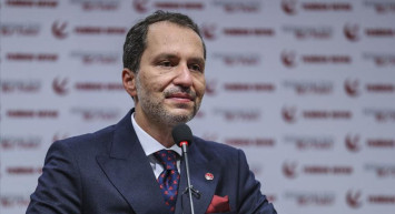 Yeniden Refah'ta bir istifa daha