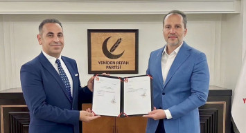 Yeniden Refah'ta istifa depremi: Konya İl Başkanı görevini bıraktığını açıkladı