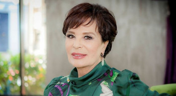 Yeşilçam'ın Efsane İsmi Hülya Koçyiğit Sosyal Medya Paylaşımı İle Rezil Oldu!