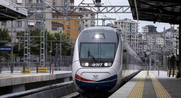 YHT Hızlı Tren bilet fiyatları Ankara, İstanbul, Konya biletleri 18 Nisan 2022 fiyat listesi