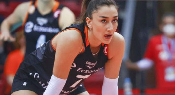 Yılın bomba aşk iddiası! Milli voleybolcu Hande Baladin bakın gönlünü Galatasaray'ın hangi yıldız ismine kaptırdı