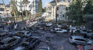 Yine hastaneyi hedef aldılar: İsrail’in gözünü kan bürüdü