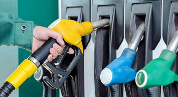 Yine yeniden zam: Akaryakıt fiyatlarına zam geliyor! Benzin ve motorin vatandaşı üzecek