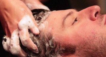 Yıpranmış saçları hayata döndürmek ve sağlıklı saçlara kavuşmak  için en iyi 10 şampuan