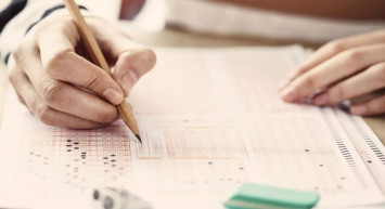 YKS maratonu başladı: Saat 10.00’dan sonra giriş yapılamayacak