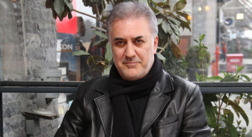 Yoğun Kar Yağışı Nedeniyle Aracı Kayan Ünlü Oyuncu Tamer Karadağlı Ankara'da Kaza Yaptı