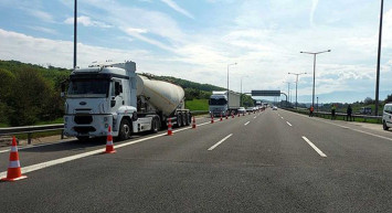 Yola çıkacaklar dikkat! Bolu Dağı Tüneli İstanbul yönü trafiğe kapatıldı: 35 gün kapalı kalacak