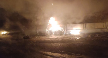 Yolcu Otobüsü Alevlere Teslim Oldu, Facianın Kıyısından Dönüldü