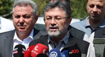 Bakan Yumaklı’dan Sevindirici Haber: Muğla'nın Ula ve Yatağan İlçelerindeki Yangınlar Kontrol Altında!