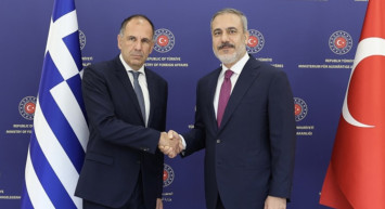 Yunan Bakan'dan Türkiye'nin Avrupa İlerleyişinden Memnunuz Açıklaması