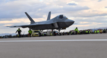 Yunanistan’da Milli Muharip Uçak korkusu: Endişelenmemiz gerekiyor