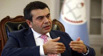 Yusuf Tekin kimdir, nereli? Yeni Milli Eğitim Bakanı Yusuf Tekin kaç yaşında ve hangi görevlerde bulundu? Yusuf Tekin hayatı ve biyografisi