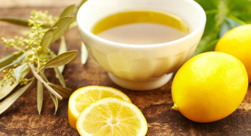 Zeytinyağı ile limon sağlık vadediyor: Bu tarifle bağışıklık sisteminizi demir gibi yapabilirsiniz