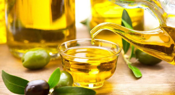 Zeytinyağının cilde faydaları nelerdir? Zeytinyağı hangi cilt tiplerinde kullanılır?