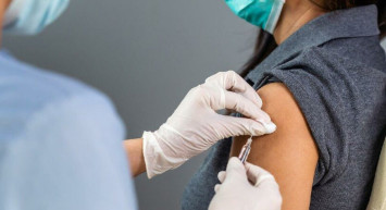 Ziya Selçuk’tan Öğretmenlere Sevindirici Haber!  Tüm Öğretmenlerin Aşı Randevuları Tanımlandı