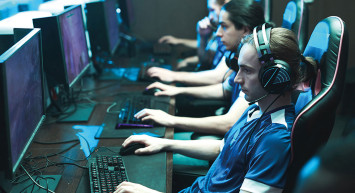 Ziyadmisali’den oyunculara büyük ödüller