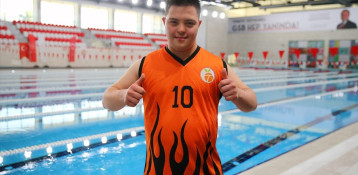 Down Sendromlu Yüzücü Mehmet Şahin Çağlar, Milli Takım Hedefinde