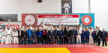 Kocaeli Büyükşehir Belediye Kağıtspor, Judo Süper Lig Şampiyonu Oldu