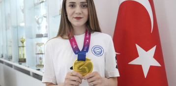 Merve Dinçel Kavurat: Dünyanın Zirvesine Yeniden Çıktı