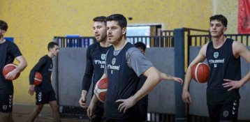 Sakarya Büyükşehir Basketbol Takımı Play-Off'a Hazırlanıyor