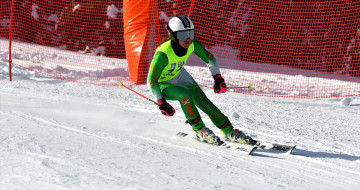 Alp Disiplini FIS Sarıkamış Cup Yarışları Kars'ta Devam Ediyor