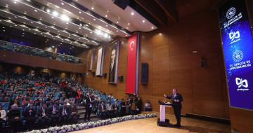 Bakan Osman Aşkın Bak, Şampiyon Sporcular ve Anneleriyle Buluştu