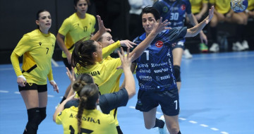 Bursa Büyükşehir Belediyespor'dan EHF Kupasında Farklı Galibiyet