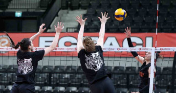 Eczacıbaşı Dynavit, Yarı Finale Hazırlanıyor