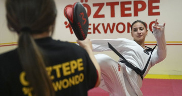 Elif Esmira Özdirim'in Tekvando Yolculuğu: Avrupa'nın Zirvesinde