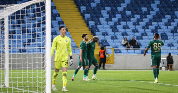 Esenler Erokspor, Adana Demirspor'u Deplasmanda Farklı Yendi