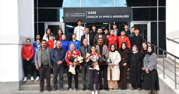 Evin Erginoğuz Van'a Döndü: Altın Madalya Sevincini Paylaştı