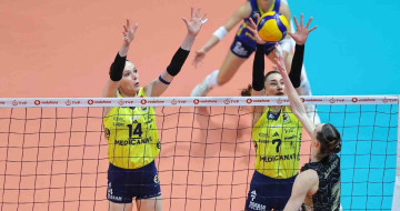 Fenerbahçe Medicana, Sultanlar Ligi Finaline Yükseldi