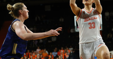 Fenerbahçe Opet'ten ÇİMSA ÇBK Mersin'e Farklı Galibiyet