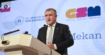 Genç Sanat Mekan Tanıtıldı