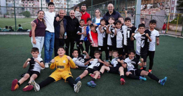 Germencik Belediyespor U11 Takımı Şampiyonluk Sevinci Yaşıyor