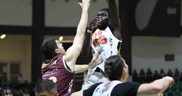 Göztepe Basketbol Parmos Bordo BK'yi Yenerek Seride Eşitliği Sağladı