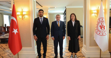 Güreş Federasyonu Başkanı Akgül, Bakan Bak'ı Ziyaret Etti