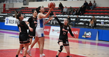 Halkbank Kadınlar Basketbol Süper Ligi'nde Çimsa ÇBK Mersin Fırtınası