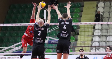 Halkbank, Kuşgöz İzmir Vinç Akkuş Belediyespor'u Rahat Geçti
